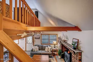 1055 Mountain Top Dr, Lake Ariel, PA 18436 - Photo 31