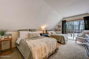 1055 Mountain Top Dr, Lake Ariel, PA 18436 - Photo 33