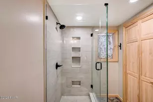 1055 Mountain Top Dr, Lake Ariel, PA 18436 - Photo 49