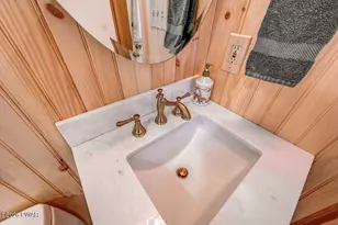 1055 Mountain Top Dr, Lake Ariel, PA 18436 - Photo 25