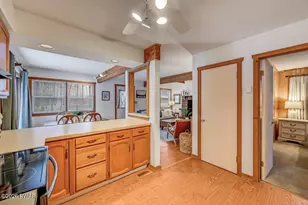 1055 Mountain Top Dr, Lake Ariel, PA 18436 - Photo 19