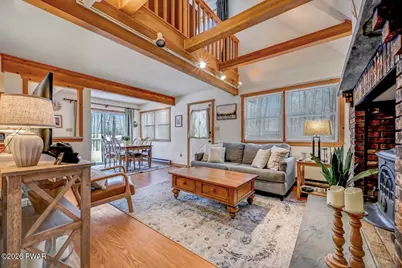 1055 Mountain Top Drive, Lake Ariel, PA 18436 - Photo 7