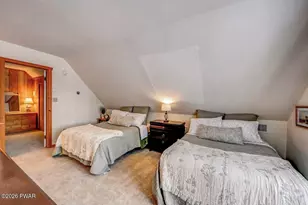 1055 Mountain Top Dr, Lake Ariel, PA 18436 - Photo 35