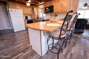 88 S Fairway Dr, Lake Ariel, PA 18436 - Photo 9