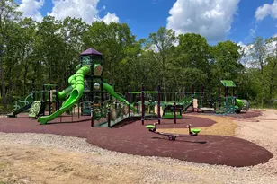 404 Canoe Brook Dr, Lords Valley, PA 18428 - Photo 77