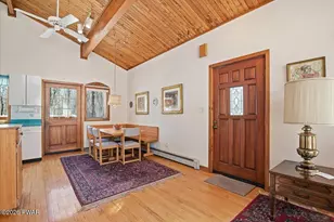 404 Canoe Brook Dr, Lords Valley, PA 18428 - Photo 5