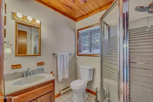 37 Parkwood Dr, Lakeville, PA 18436 - Photo 17