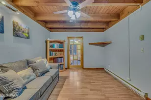 37 Parkwood Dr, Lakeville, PA 18436 - Photo 15