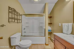 37 Parkwood Dr, Lakeville, PA 18436 - Photo 25