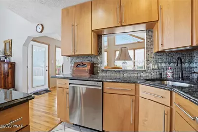 224 Remuda Drive, Lords Valley, PA 18428 - Photo 9