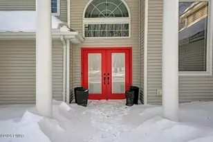 412 Canoe Brook Dr, Lords Valley, PA 18428 - Photo 7