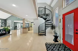 412 Canoe Brook Dr, Lords Valley, PA 18428 - Photo 9