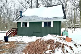 350 Oak Hill Rd, Hawley, PA 18428 - Photo 7