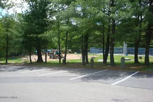 350 Oak Hill Rd, Hawley, PA 18428 - Photo 39