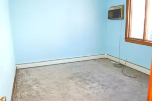 226 3rd St, Blakely, PA 18447 - Photo 11