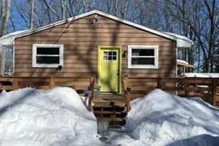 29 Holland Rd, Hawley, PA 18428 - Photo 1