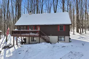 139 Lakeview Dr W, Lake Ariel, PA 18436 - Photo 3