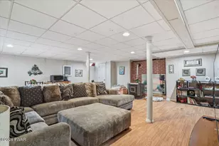 202 Fox Rd, Dingmans Ferry, PA 18328 - Photo 23