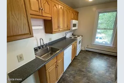 308 Bishop Avenue #308 C, Hawley, PA 18428 - Photo 5