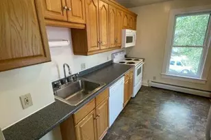 308 Bishop Ave, Hawley, PA 18428 - Photo 5