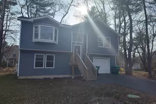 109 Rose Ln, Matamoras, PA 18336 - Photo 1