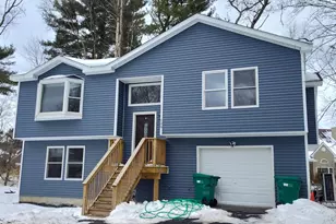 109 Rose Ln, Matamoras, PA 18336 - Photo 3