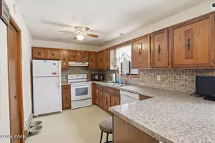 141 Inverhouse Rd, Henryville, PA 18332 - Photo 5