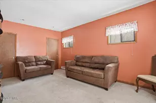 141 Inverhouse Rd, Henryville, PA 18332 - Photo 9