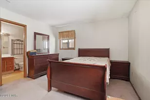 141 Inverhouse Rd, Henryville, PA 18332 - Photo 17