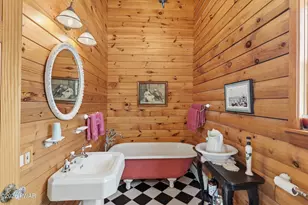 187 Arnolds Rd, Equinunk, PA 18417 - Photo 57