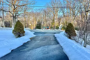 114 Orchard Dr, Lords Valley, PA 18428 - Photo 9