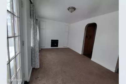 504 Avenue I, Matamoras, PA 18336 - Photo 9