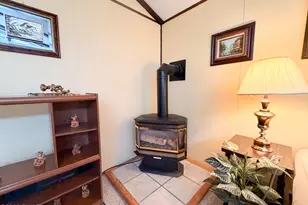 110 Spring Dr, Dingmans Ferry, PA 18328 - Photo 9