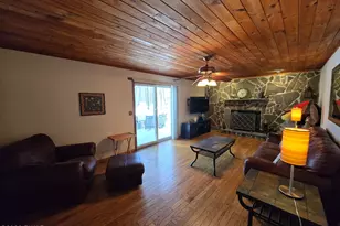 102 Longspur Ln, Lords Valley, PA 18428 - Photo 23