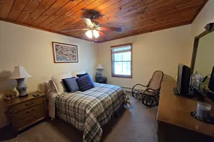 102 Longspur Ln, Lords Valley, PA 18428 - Photo 33