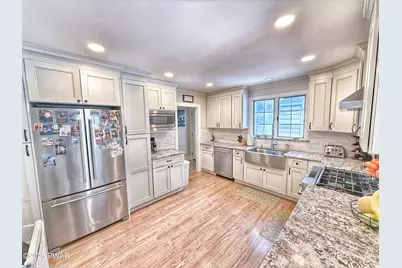 120 Route 6, Milford, PA 18337 - Photo 7