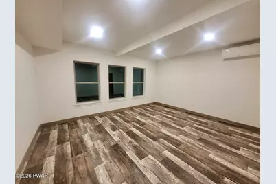 215 Cottonwood Drive, Hawley, PA 18428 - Photo 15