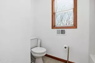 1100 Dewberry Dr, Hawley, PA 18428 - Photo 39