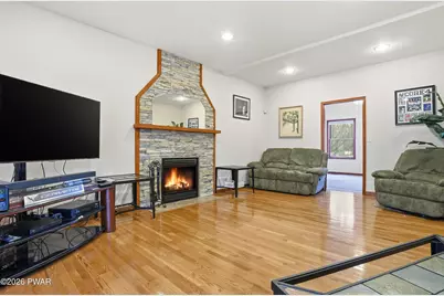 1100 Dewberry Drive, Hawley, PA 18428 - Photo 13