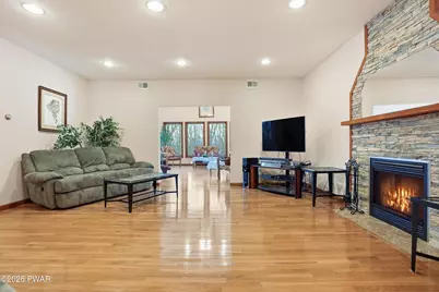 1100 Dewberry Drive, Hawley, PA 18428 - Photo 11