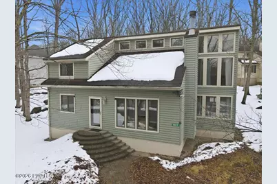 4217 Kenwood Terrace, East Stroudsburg, PA 18301 - Photo 1