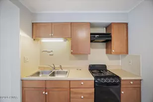 454/456 Woodland Ave, Hawley, PA 18428 - Photo 9