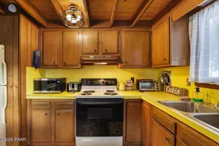 237 Lennon Rd, Greentown, PA 18426 - Photo 15