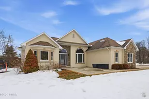 603 Clover Ln, Moscow, PA 18444 - Photo 81