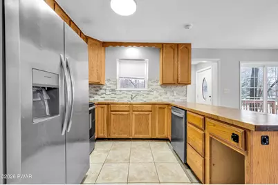 252 Greenbriar Circle, Tobyhanna, PA 18466 - Photo 17