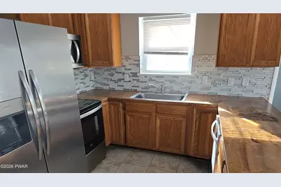 252 Greenbriar Circle, Tobyhanna, PA 18466 - Photo 5