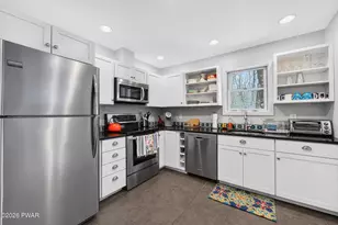 105 Tupelo Dr, Hawley, PA 18428 - Photo 7