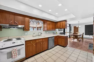 186 Owego Turnpike, Shohola, PA 18458 - Photo 15