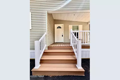 106 Middle Road, Greentown, PA 18426 - Photo 3
