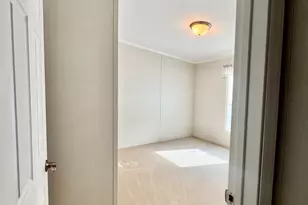 106 Middle Rd, Greentown, PA 18426 - Photo 23